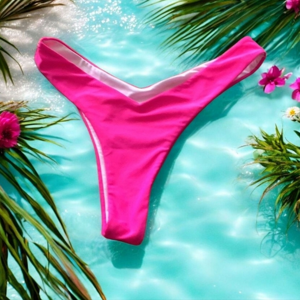 SHEIN THONG HOT PINK size (L) NWOT comes in bag.💖💖